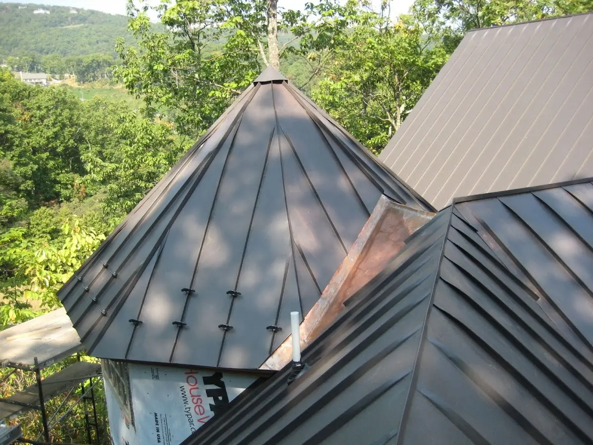 Professional Roof Tarp Installation by Craftsman Roofing in Maize
